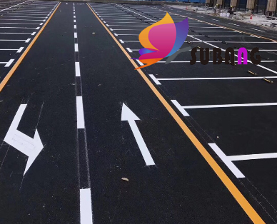 道路標(biāo)線(xiàn).jpg